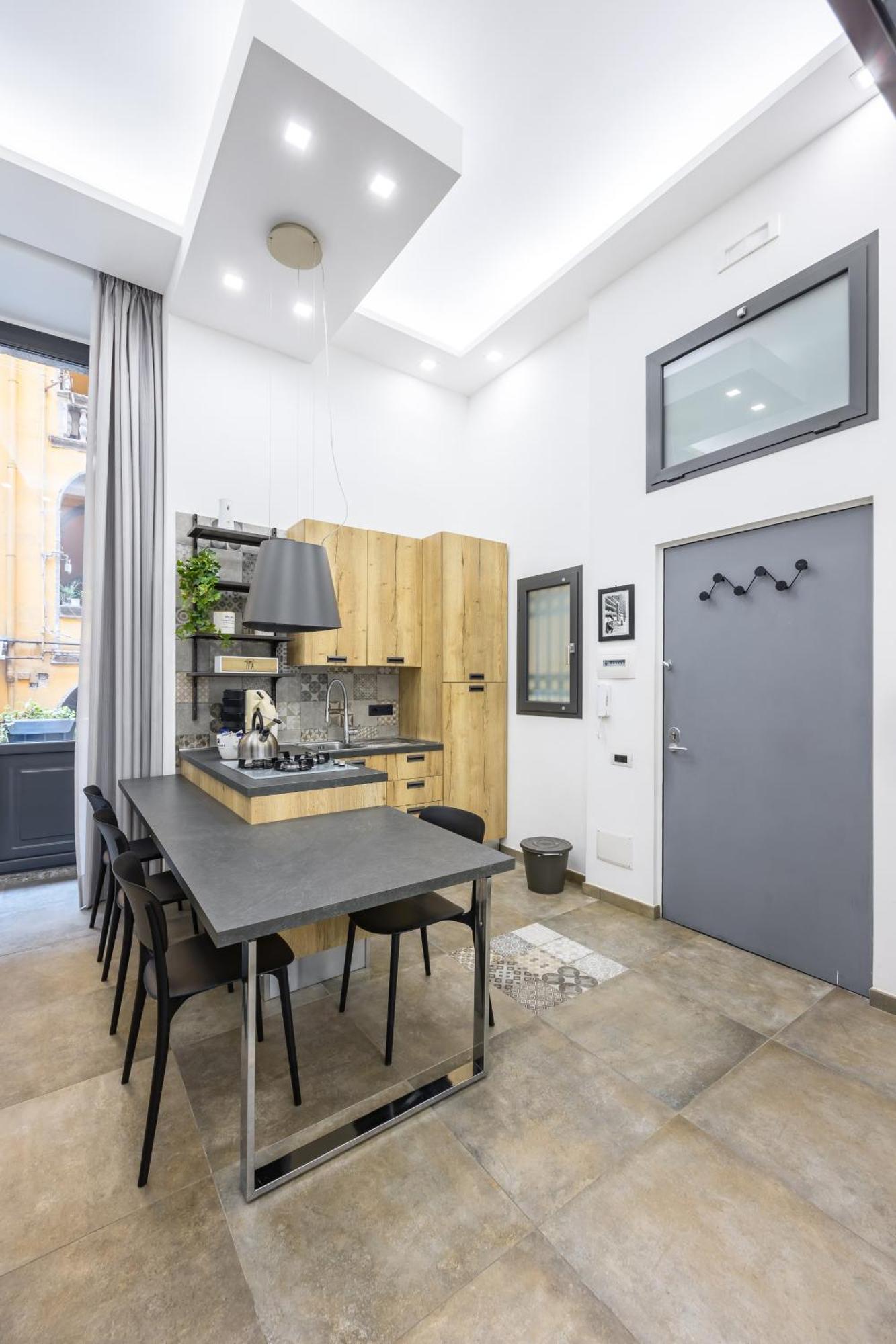 Palazzo Mormando - Industrial Apartment Naples Exterior photo