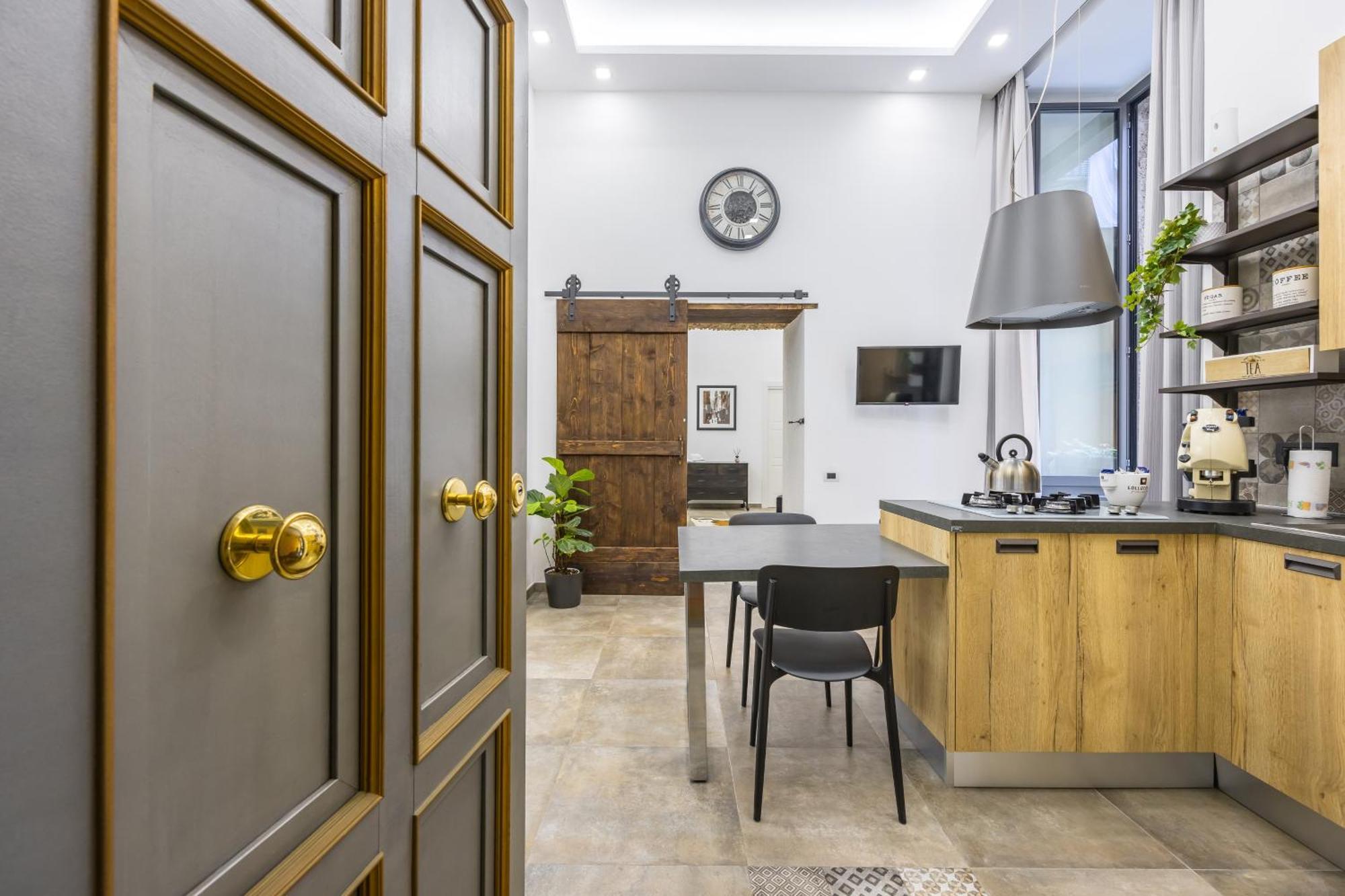 Palazzo Mormando - Industrial Apartment Naples Exterior photo